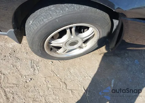 2000 Honda Accord 2.3 Lx из США, поврежденный, VIN 1HGCG3269YA008505